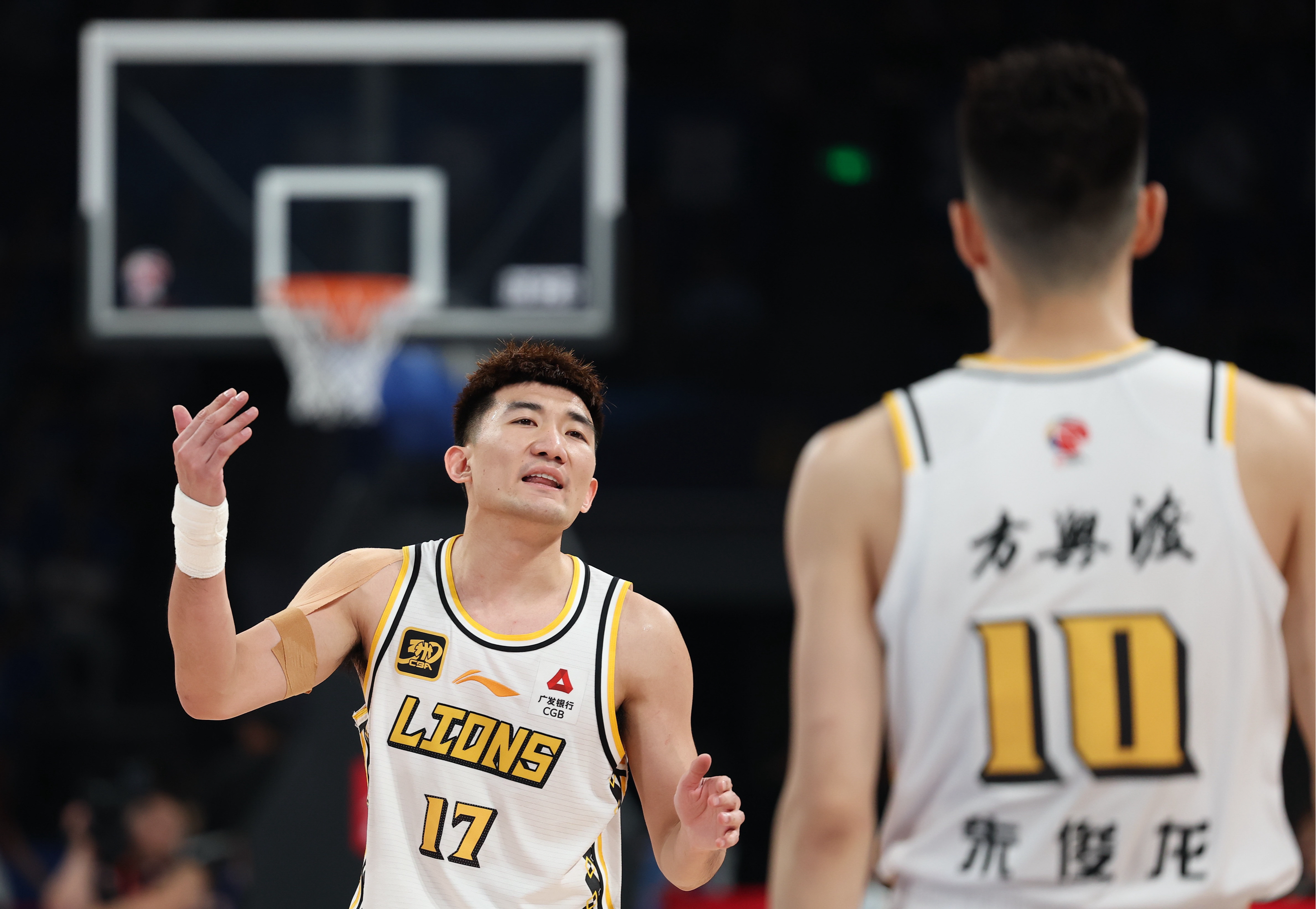 里程碑夜山东男篮刷新队史纪录；NBA总决赛窗口期刷纪录；媒体盛赞；赛程密集仍需轮换的简单介绍-九游体育