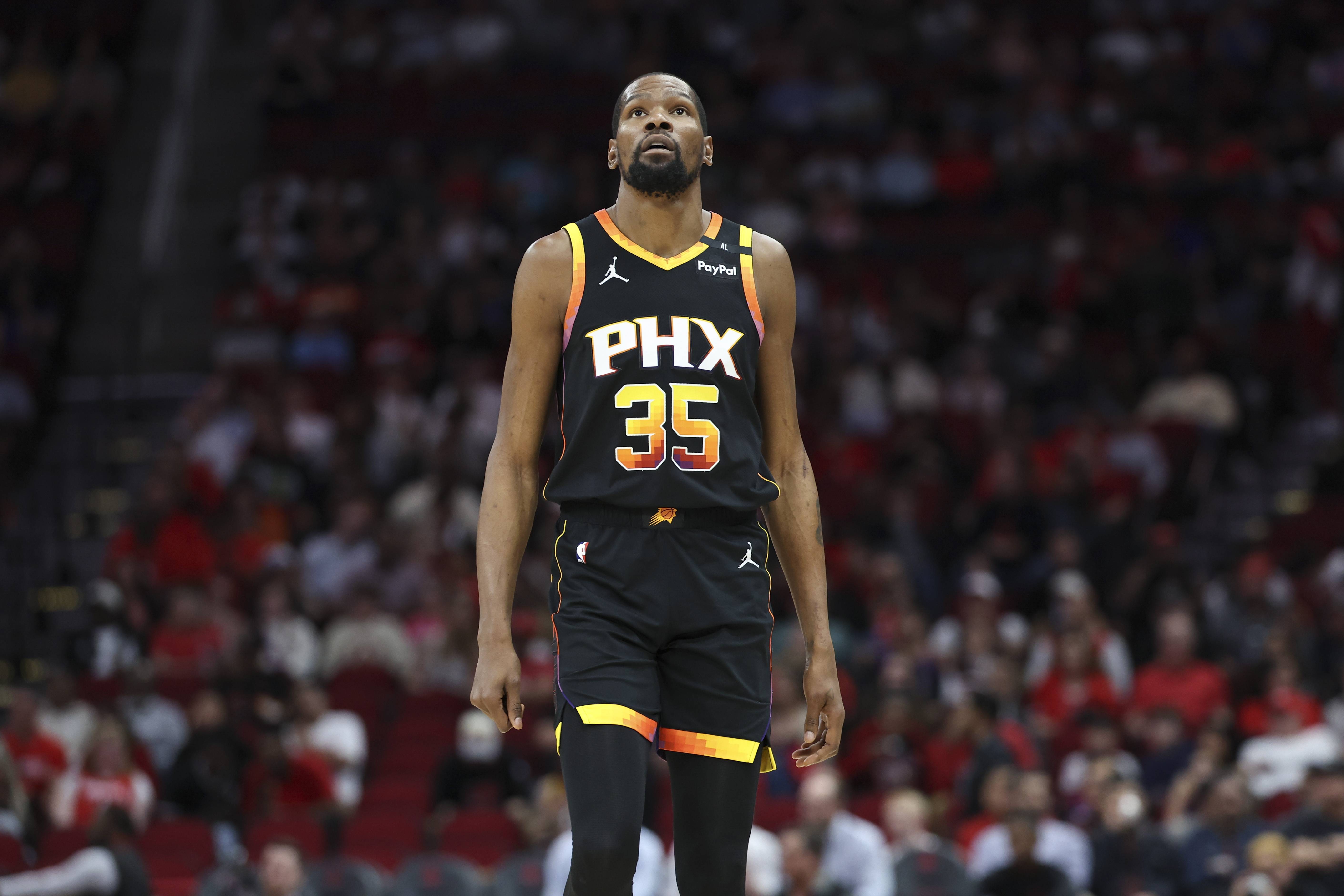 关于休斯敦火箭训练开放日；今晨状态回暖引欢呼；NBA季后赛在即；球探报告显示潜力的信息-九游体育官网