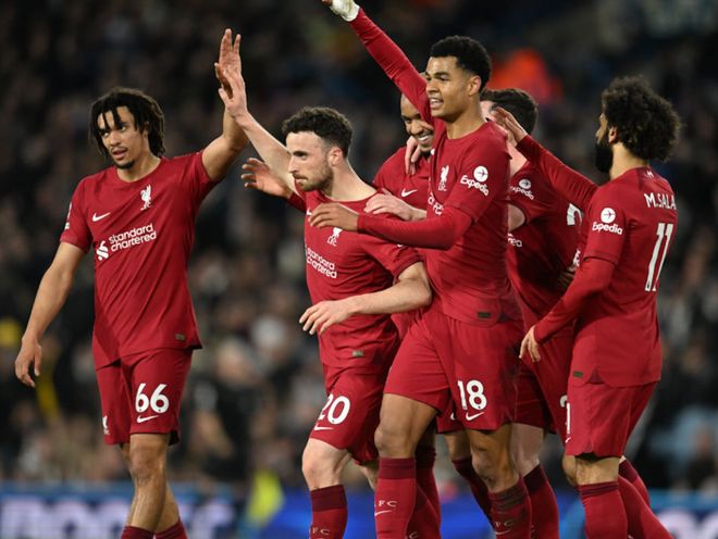 包含赛地聚焦：英超冲刺阶段热度飙升，上海久事再遭质疑，悬念犹存，轮换策略成焦点的词条-九游体育下载